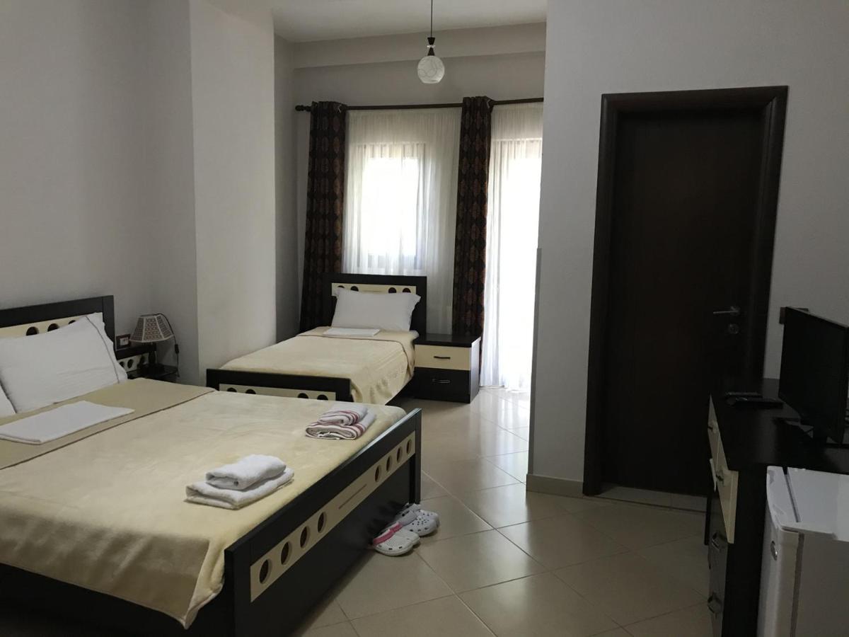 Hotel Camping Lini Zimmer foto
