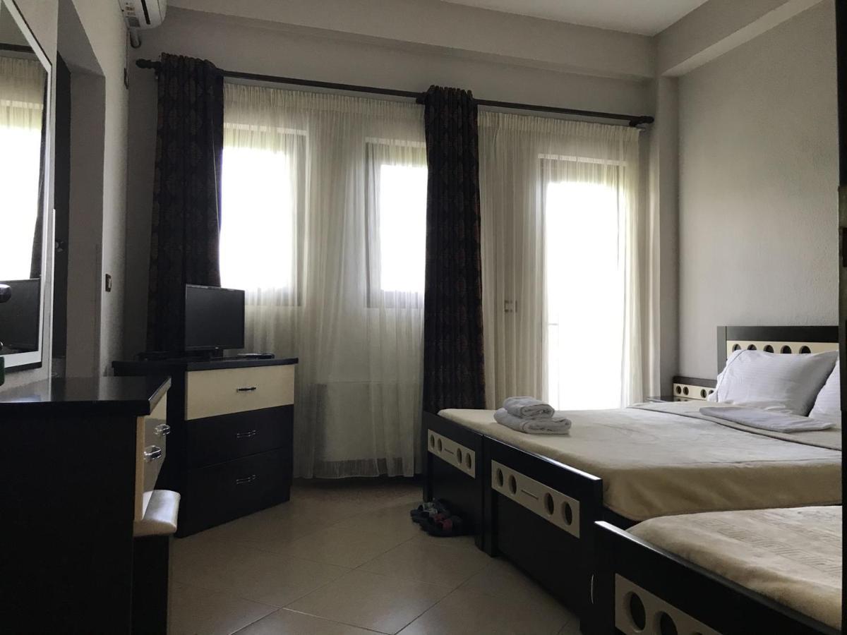 Hotel Camping Lini Zimmer foto