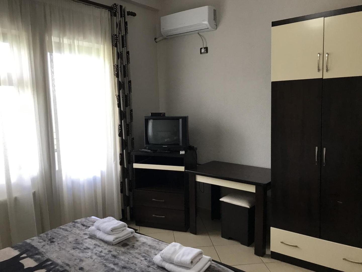 Hotel Camping Lini Zimmer foto